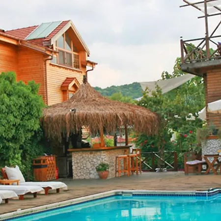 Kurfal Hotel *